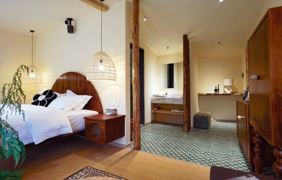 Siguniangshan Lanxi·Wild Luxury Hotel (Changpinggou Scenic Area Branch)