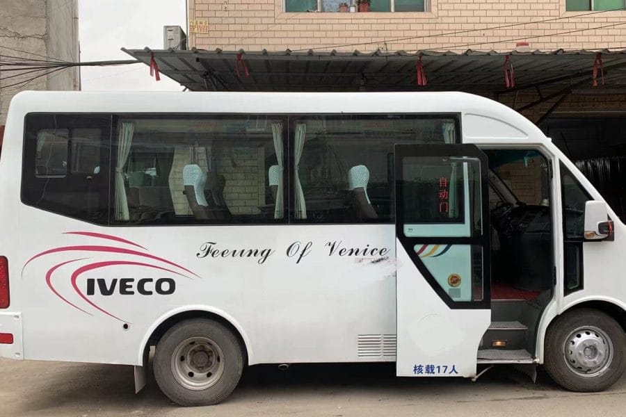 19-seater Iveco Venice（Within the city limits）