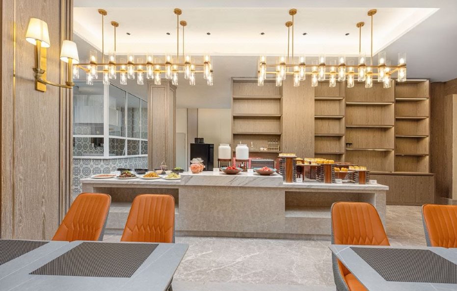 Vienna International Hotel (Jiuzhaigou Scenic Area Visitor Center)