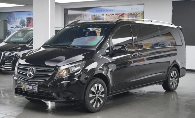 9-seater Mercedes-Benz Vito（Within the city limits）