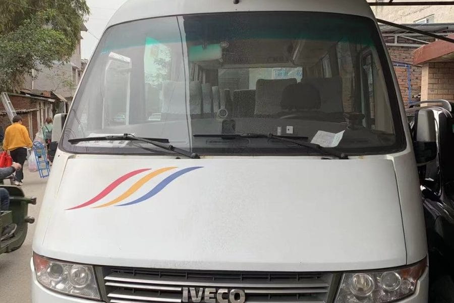 19-seater Iveco Venice（Within the city limits）
