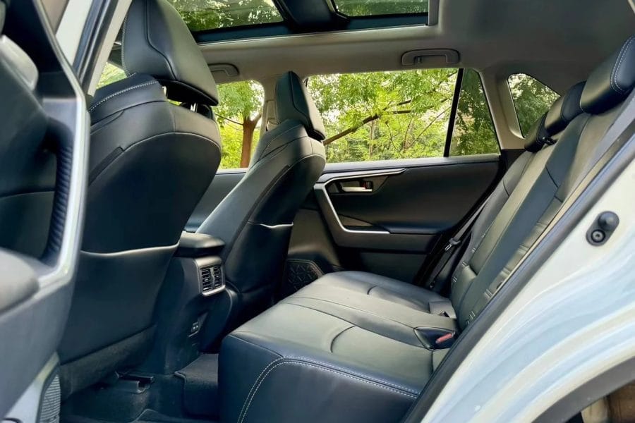 5-seat Toyota Prado（Within the city limits）