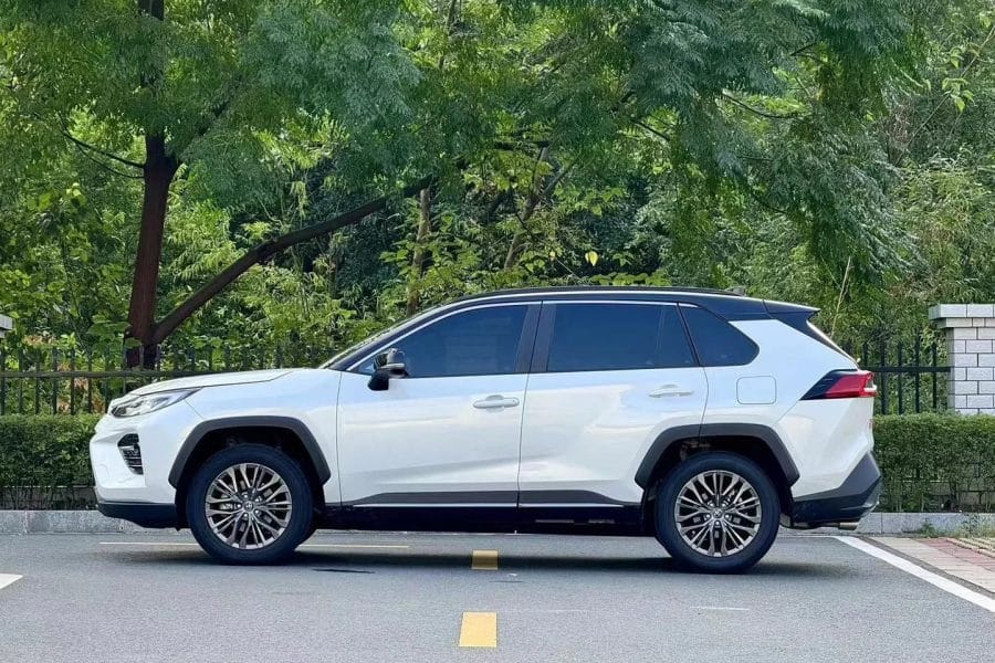 5-seat Toyota Prado（Within the city limits）