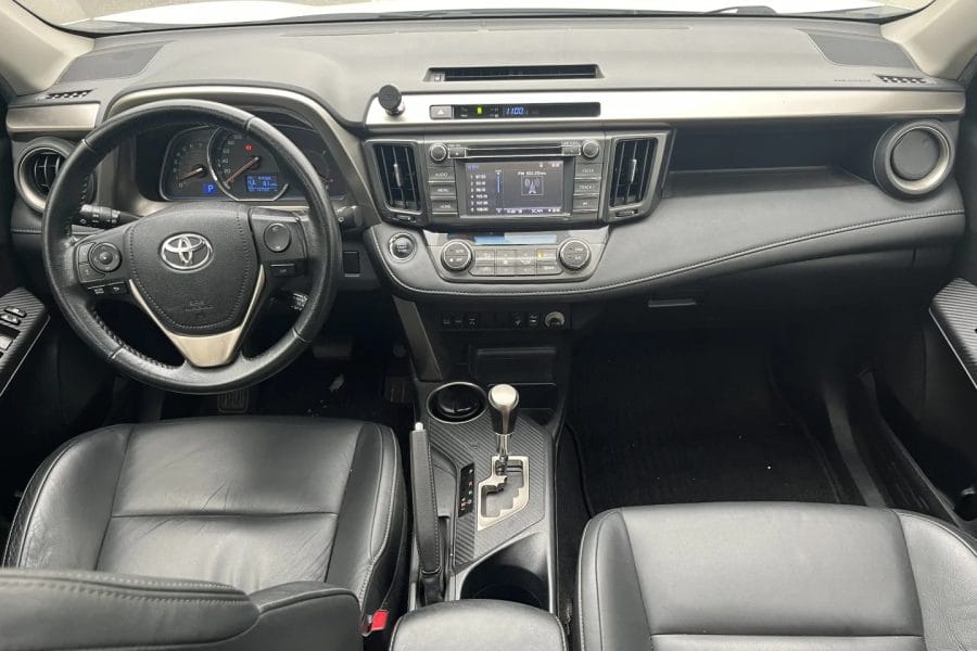 5-seat Toyota Prado（Within the city limits）