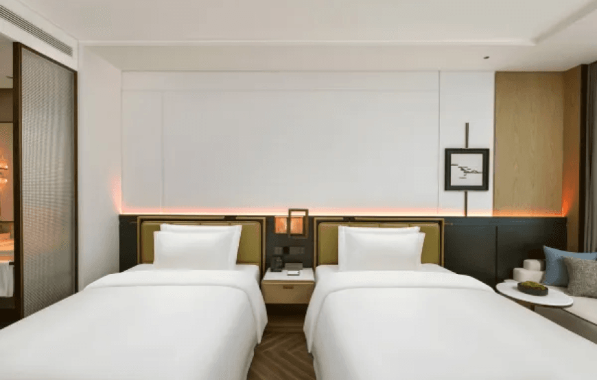 Elegant High Altitude Night View Twin Room-Elegant Hotel (Chengdu Wenshu Yuan Chunxi Road Branch)