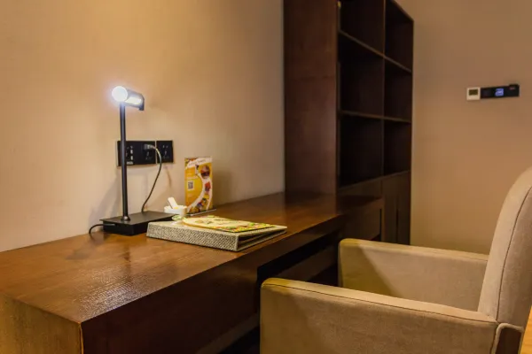 Xiaoqian Entertainment Suite-Senberstan Hotel (Chengdu Jinli Wuhouci)