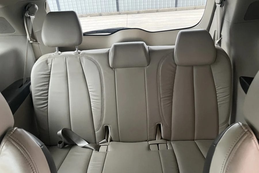 7-seat Buick GL8（Within the city limits）