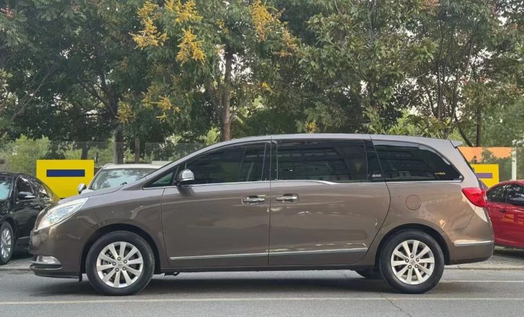 7-seat Buick GL8（Provincially）