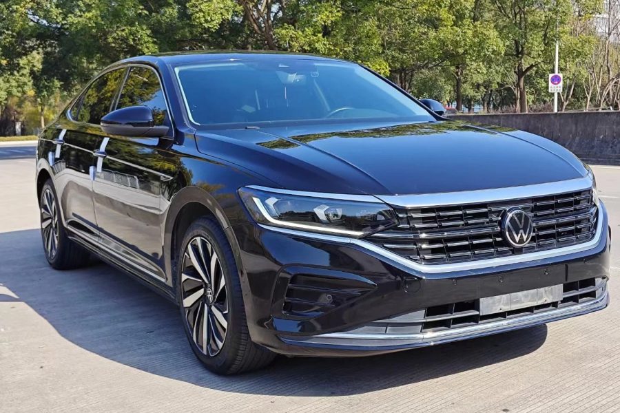 5-seat Volkswagen Passat（Within the city limits）