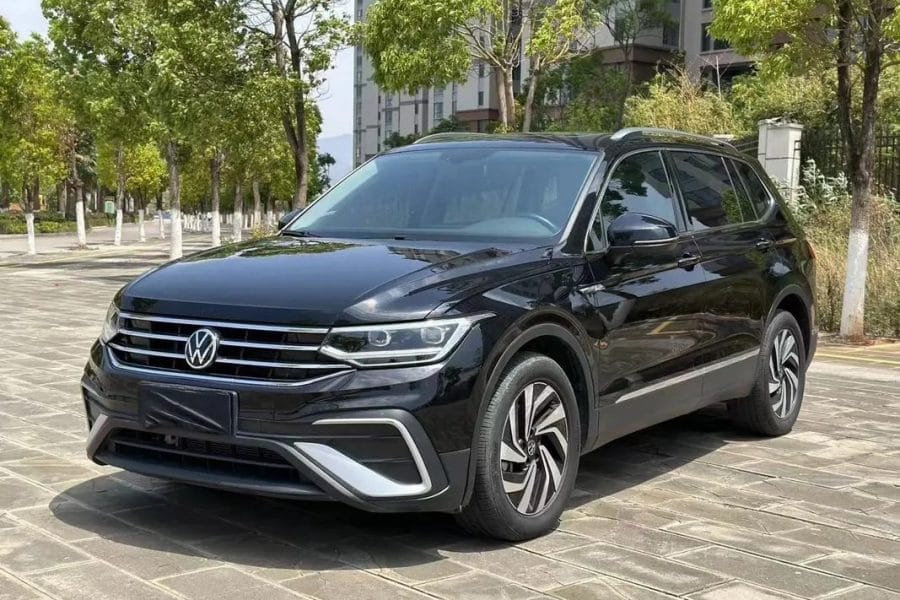 5-seat Volkswagen Passat（Within the city limits）