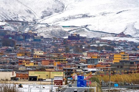 8 Days Private Tour of Chengdu – Wolong Panda Reserve – Mount Siguniang – Danba – Xinduqiao – Litang – Yading