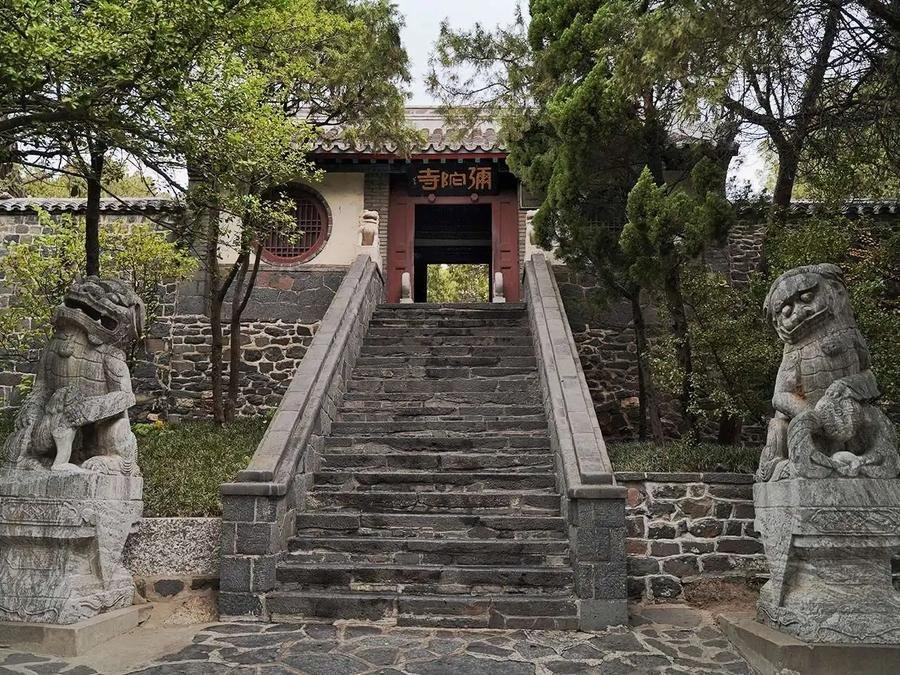 Amitabha-Temple-in-Penglai-Pavilion Amitabha-Temple-in-Penglai-Pavilion