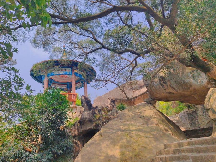 Ancient-Path-and-Pavilions-in-gushan-mountain-2 Ancient-Path-and-Pavilions-in-gushan-mountain-2