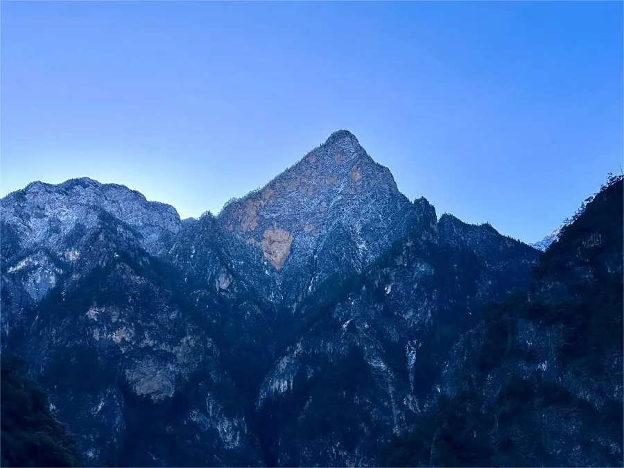 Bandanram-Sacred-Mountain-in-balagezong-scenic-area-jpg Bandanram-Sacred-Mountain-in-balagezong-scenic-area-jpg