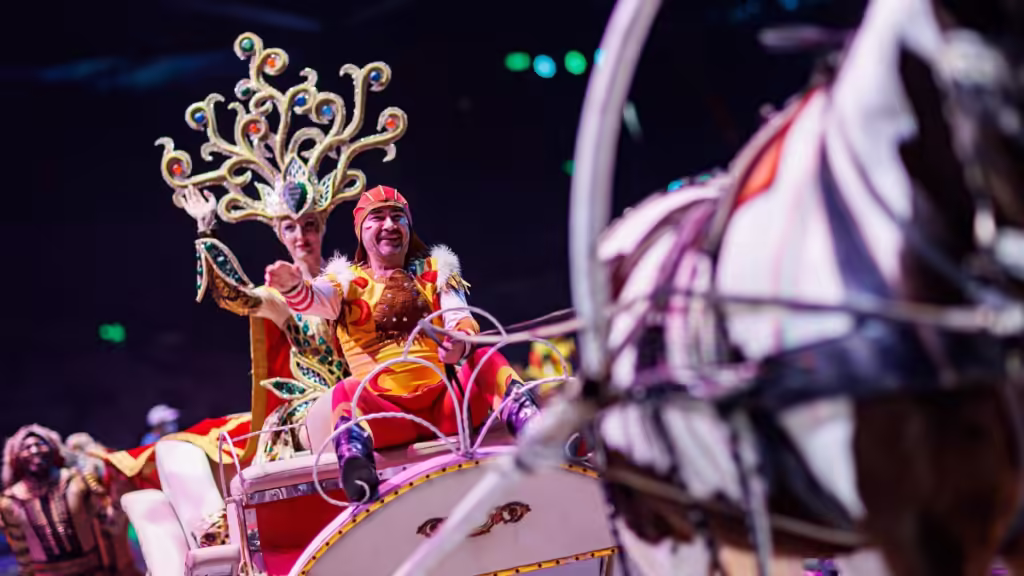 Chimelong-International-Circus-1024x576.avif_-4