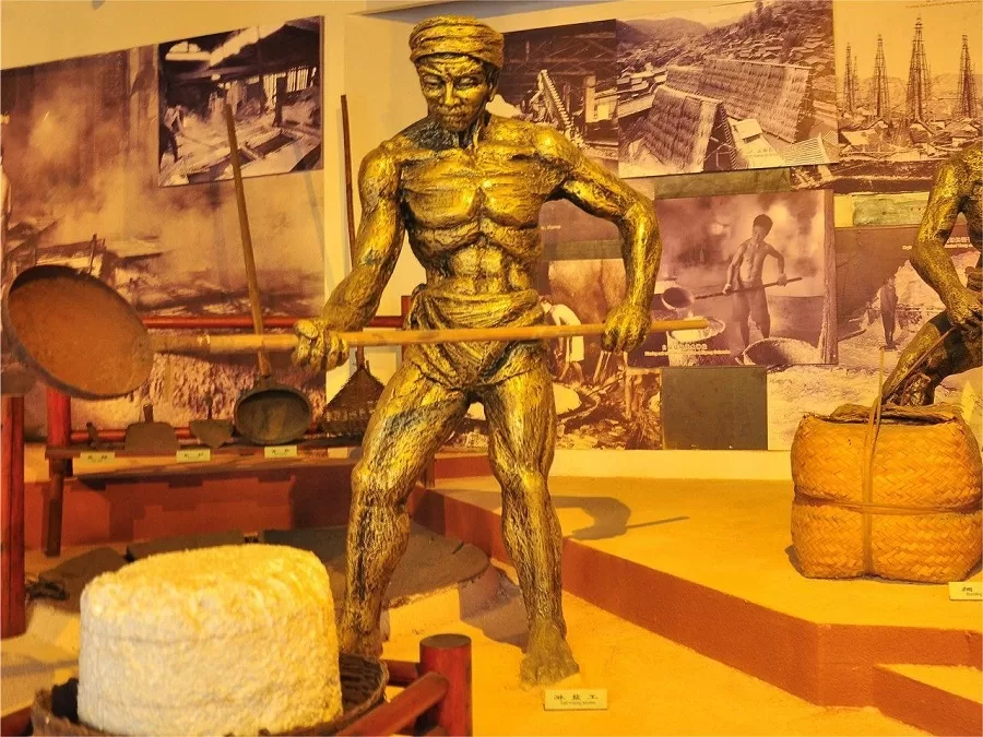 Dioramas-and-Displays-in-zigong-salt-history-museum-jpg Dioramas-and-Displays-in-zigong-salt-history-museum-jpg