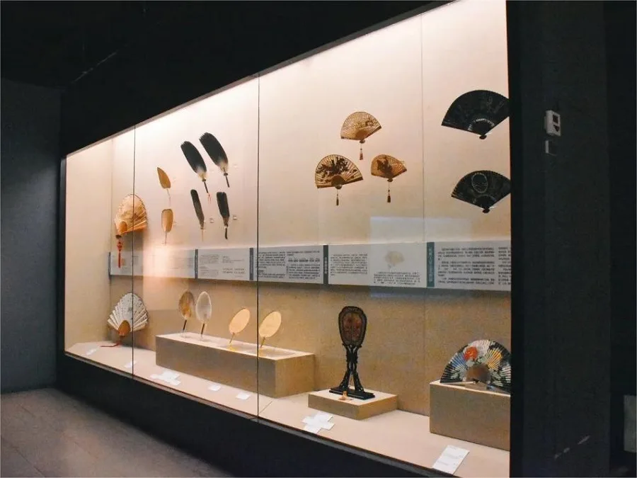Exhibition-in-china-fan-museum-1-jpg Exhibition-in-china-fan-museum-1-jpg