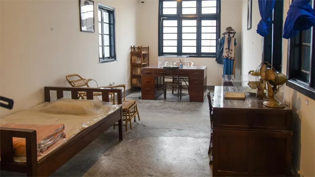 Former-Residence-of-Zhou-Enlai-chongqing-1024x576-7