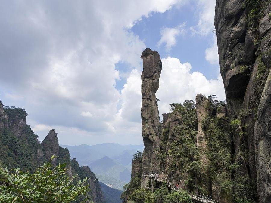 Giant-Python-Emerging-from-the-Mountain-in-sanqing-mountain Giant-Python-Emerging-from-the-Mountain-in-sanqing-mountain