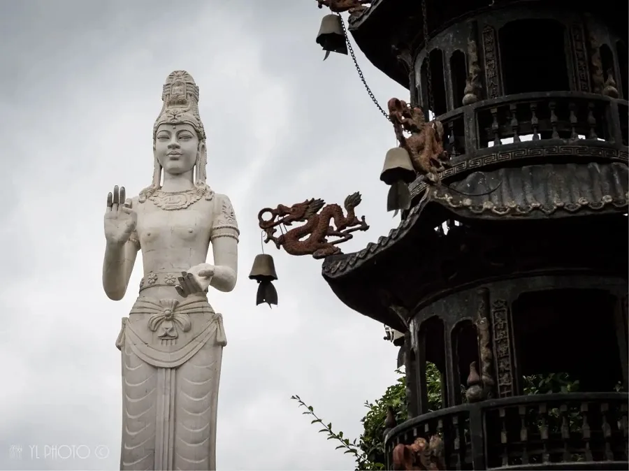 Han-White-Marble-Guanyin-Statue-in-Nanzhao-folk-island-jpg Han-White-Marble-Guanyin-Statue-in-Nanzhao-folk-island-jpg