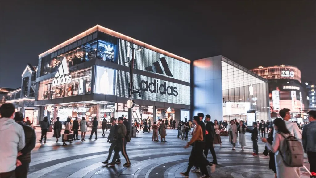 Hubin-Pedestrian-Street-hangzhou-1024x576-3 Hubin-Pedestrian-Street-hangzhou-1024x576-3