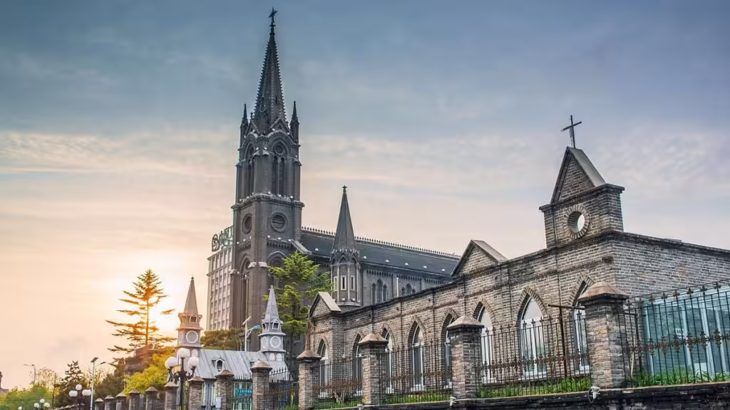 Jilin-Catholic-Church-1024x576.avif_-2