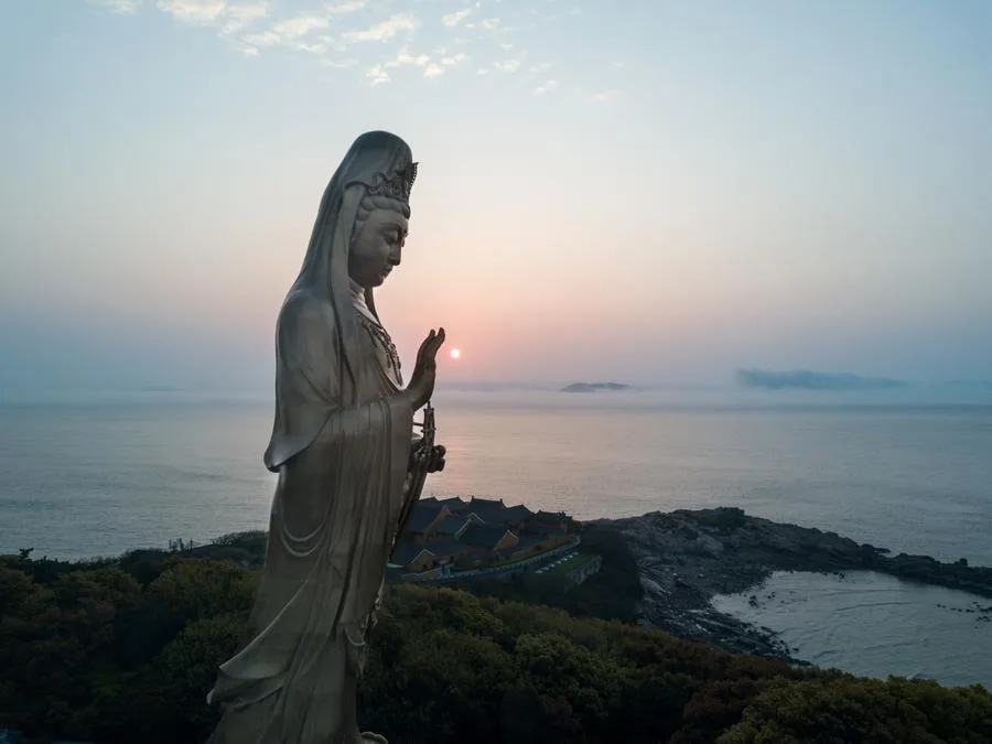 Nanhai-Guanyin-Statue-in-putuo-mountain-jpg Nanhai-Guanyin-Statue-in-putuo-mountain-jpg