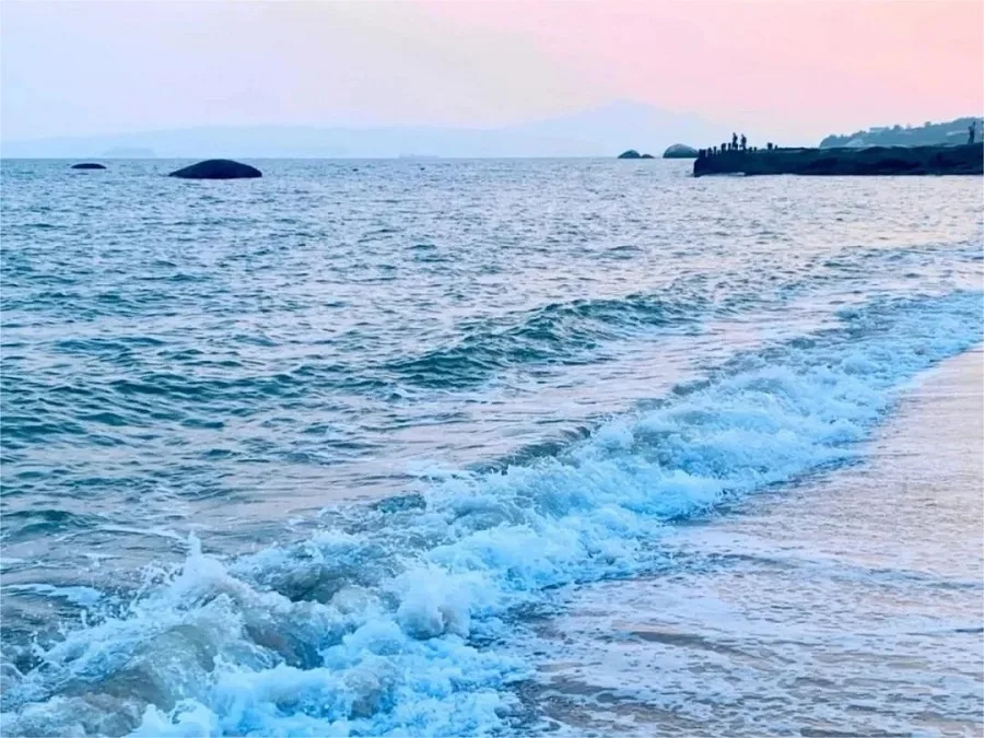 No.1-Bathing-Beach-Qingdao-2-jpg No.1-Bathing-Beach-Qingdao-2-jpg