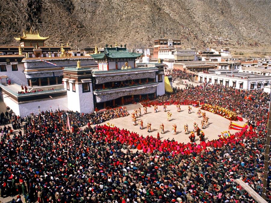 October-Tsongkhapa-Memorial-Day-in-labrang-monastery October-Tsongkhapa-Memorial-Day-in-labrang-monastery