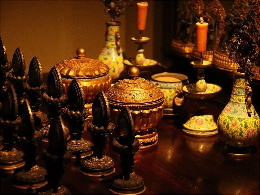 Precious-Artifacts-in-the-forbidden-city-1-jpg Precious-Artifacts-in-the-forbidden-city-1-jpg