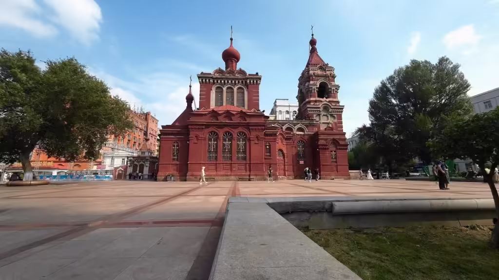 Saint-Alexis-Church-Harbin-1024x576.avif_-1