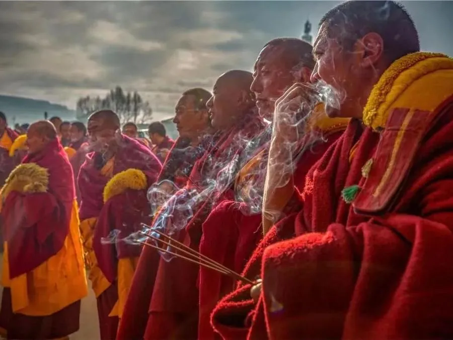Seventh-Month-Dharma-Assembly-in-labrang-monastery-jpg Seventh-Month-Dharma-Assembly-in-labrang-monastery-jpg