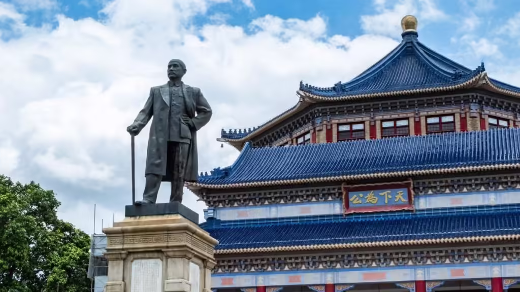 Sun-Yat-sen-Memorial-Hall-Guangzhou-1024x576.avif_-4
