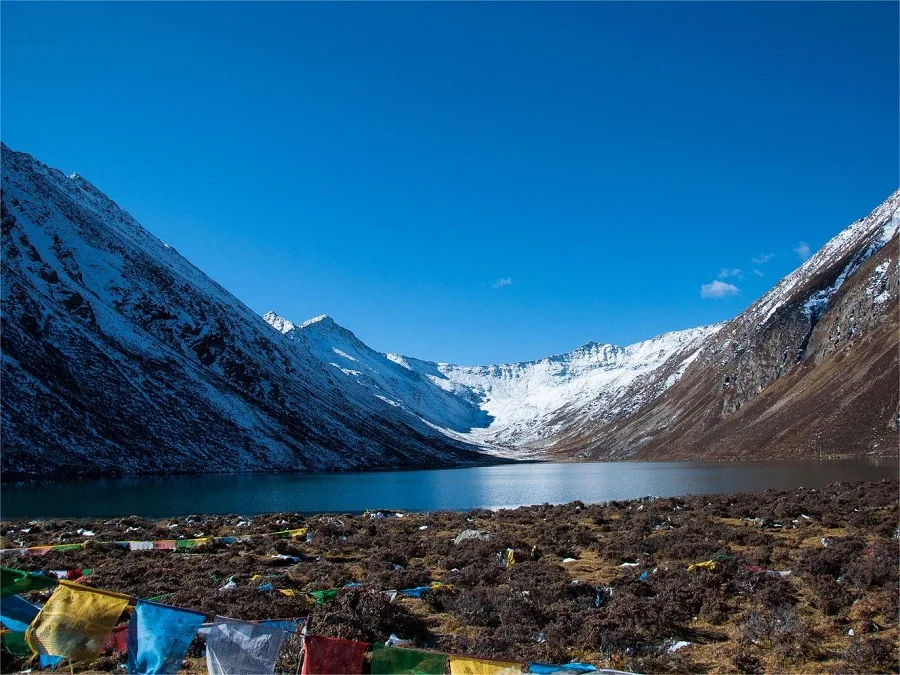 The-Mythical-Mountain-of-Dongqusheng-of-lamu-yangcuo-lake-jpg The-Mythical-Mountain-of-Dongqusheng-of-lamu-yangcuo-lake-jpg