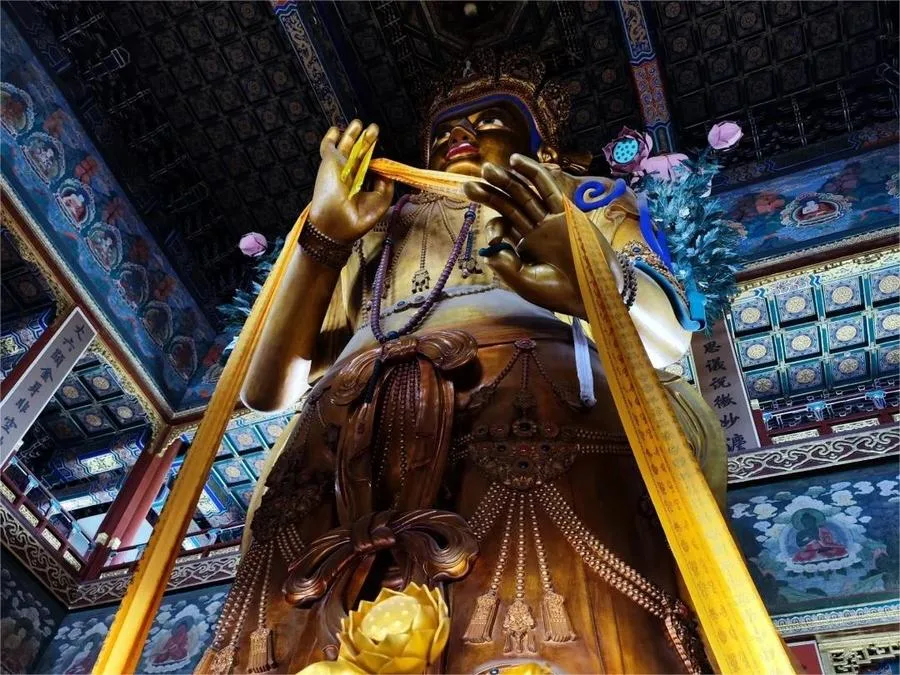The-Tower-of-Ten-Thousand-Blessings-in-yonghe-lama-temple-jpg The-Tower-of-Ten-Thousand-Blessings-in-yonghe-lama-temple-jpg