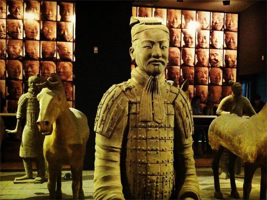 Warriors-on-Chariots-in-terracotta-warrios-jpg Warriors-on-Chariots-in-terracotta-warrios-jpg