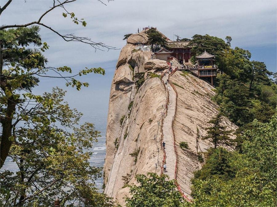 West-Peak-Lotus-Peak-in-mount-hua West-Peak-Lotus-Peak-in-mount-hua