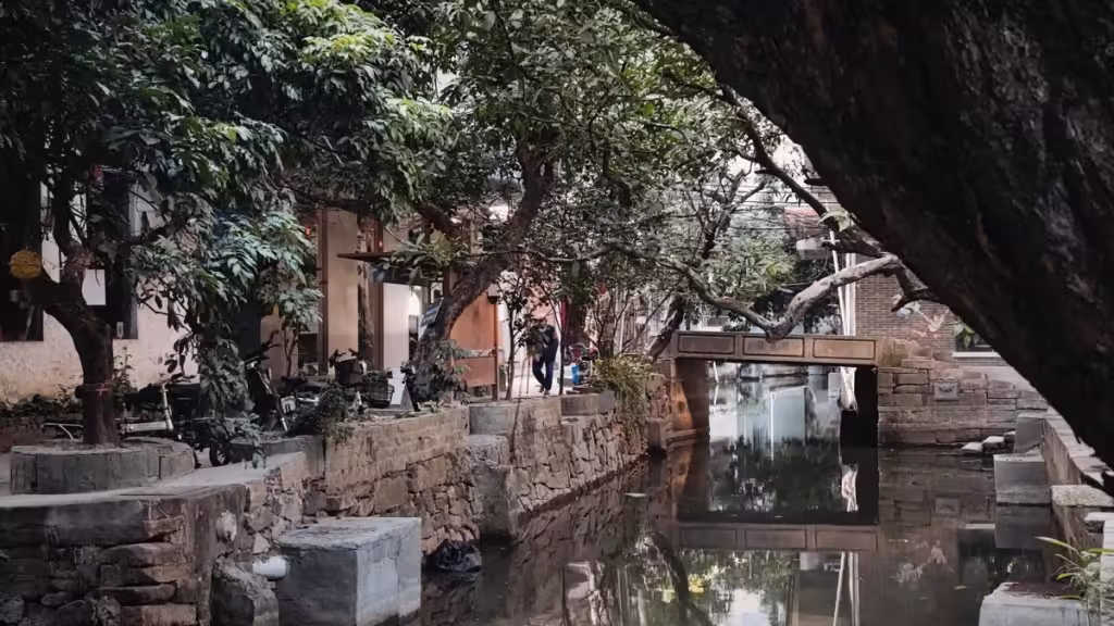 Xiaozhou-Village-Guangzhou-1024x576.avif_