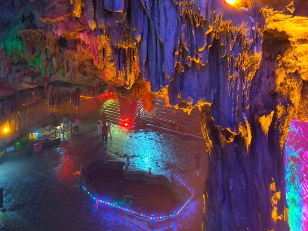 Zhanggong-Cave-Yixing-2-1024x768.avif_ Zhanggong-Cave-Yixing-2-1024x768.avif_