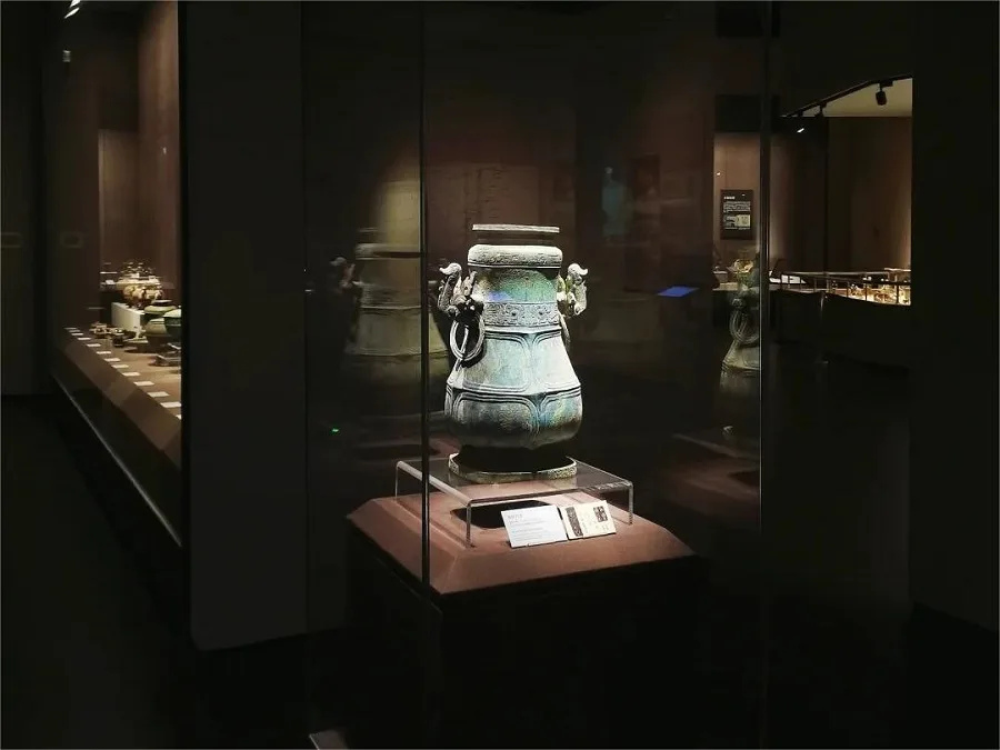 Zhengzhou-Museum-Wenhan-Street-1-jpg Zhengzhou-Museum-Wenhan-Street-1-jpg