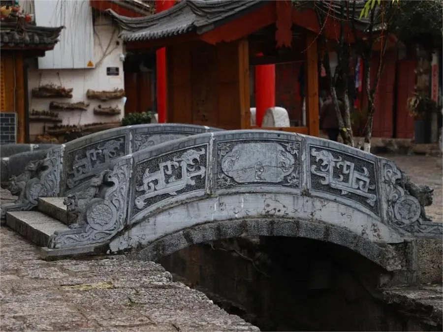 ancient-bridges-in-old-town-of-lijiang-jpeg ancient-bridges-in-old-town-of-lijiang-jpeg