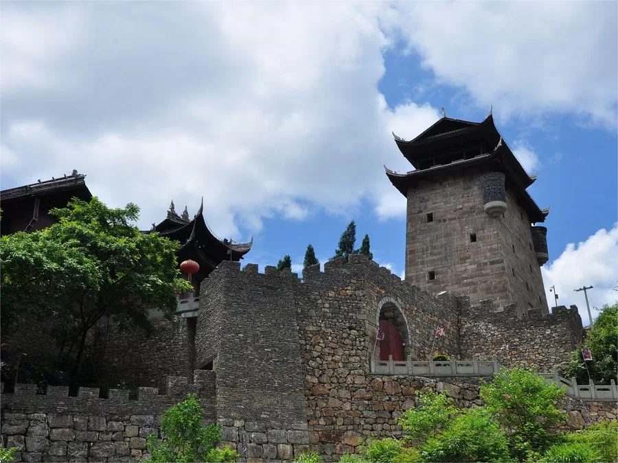 ancient-city-walls-and-watch-towers-in-chiyou-jiuli-city-jpeg ancient-city-walls-and-watch-towers-in-chiyou-jiuli-city-jpeg