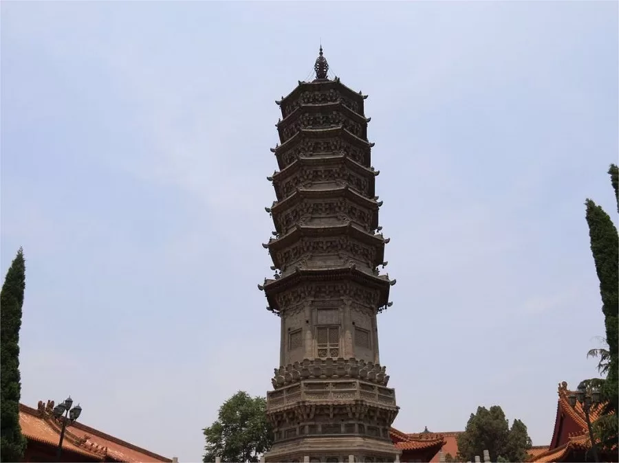 ancient-pagoda-in-bailin-temple-jpg ancient-pagoda-in-bailin-temple-jpg