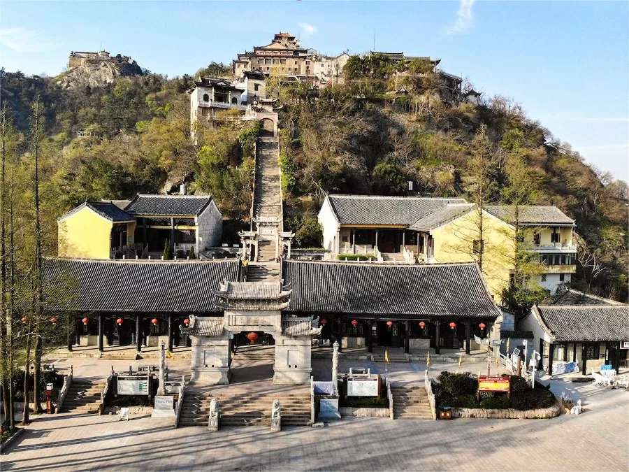 ancient-temple-district-in-mulan-mountain-jpg ancient-temple-district-in-mulan-mountain-jpg