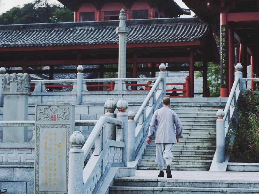 ancient-temples-in-jinfo-mountain-jpg ancient-temples-in-jinfo-mountain-jpg