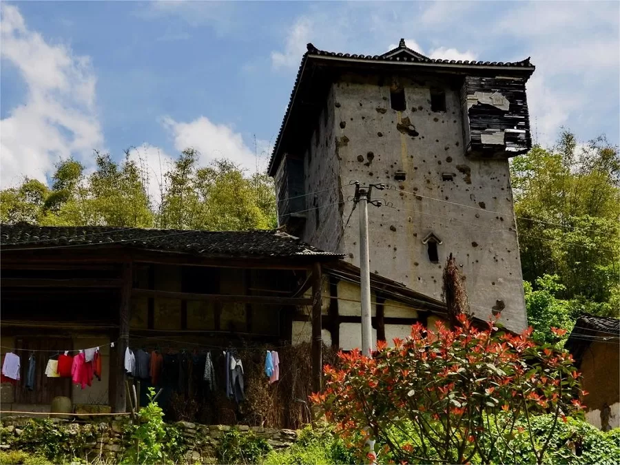 ancient-town-watchtowers-in-fengsheng-ancient-town-jpg ancient-town-watchtowers-in-fengsheng-ancient-town-jpg