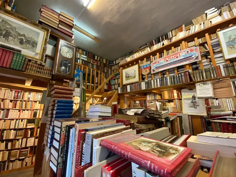 antique-bookstores-in-liulichang-culture-street-jpg antique-bookstores-in-liulichang-culture-street-jpg
