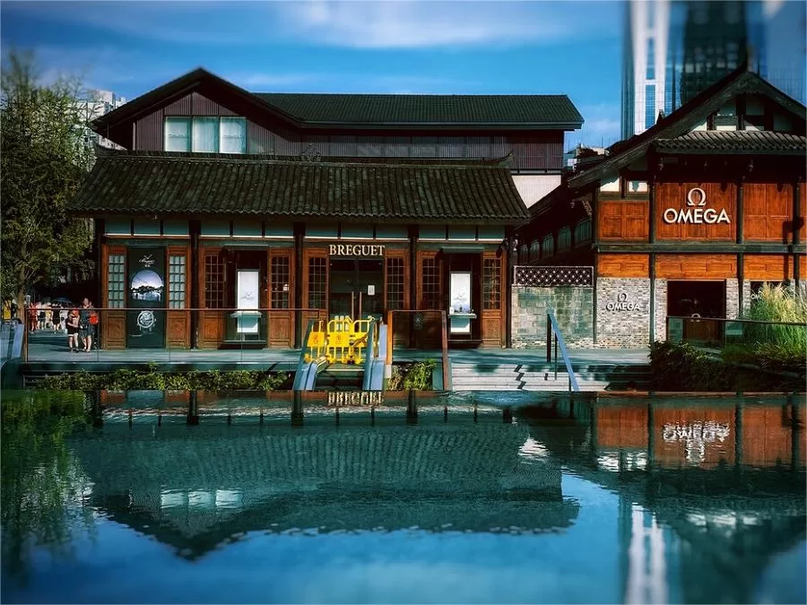 architectural-fusion-in-taikoo-li-chengdu-jpg architectural-fusion-in-taikoo-li-chengdu-jpg