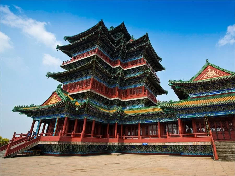 architectural-marvel-of-yuejiang-tower-jpg architectural-marvel-of-yuejiang-tower-jpg