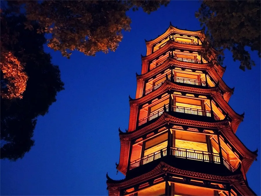architectural-splendor-of-shengjin-pagoda-jpg architectural-splendor-of-shengjin-pagoda-jpg
